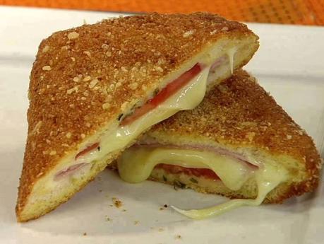 Sandwich Frito! La imagen puede contener: comida