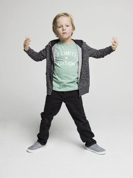 Dos madres plantan cara a los estereotipos de género y crean la campaña de ropa infantil de H&M que les gustaría ver