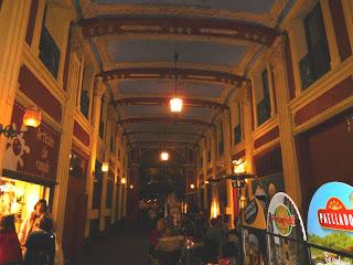 Zaragoza (8). Mercado y entramado comercial