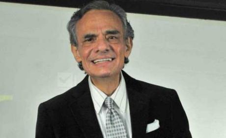 José José fue trasladado a área de terapia intensiva