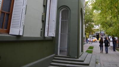 Neuquén comenzó a pagar su deuda externa en dólares Neuquén comenzó a pagar su deuda externa en dólares