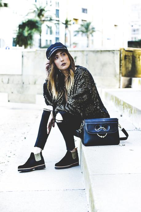 CÓMO COMBINAR: BOMBER DE LENTEJUELAS CÓMO COMBINAR: BOMBER DE LENTEJUELAS