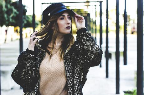 CÓMO COMBINAR: BOMBER DE LENTEJUELAS CÓMO COMBINAR: BOMBER DE LENTEJUELAS