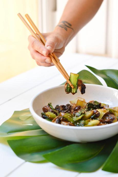 Pack Choi salteado con setas Pack Choi salteado con setas