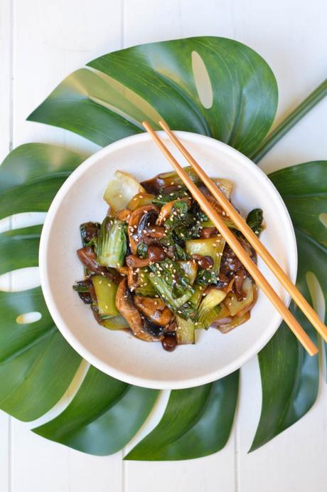 Pack Choi salteado con setas Pack Choi salteado con setas