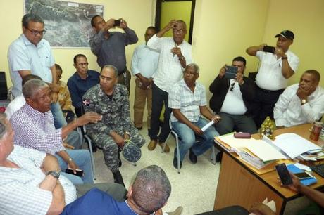 Ingeniero afirma solo espera desalojo de vieja estructura para inicio edificación hospital Neiba.