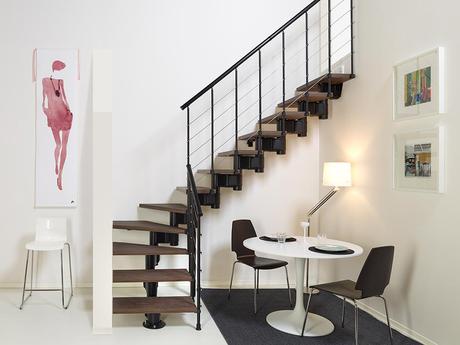 Escalera de tramo con barandilla alambre