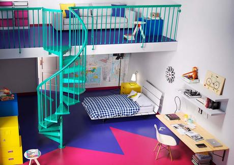 Escalera de caracol de color para cuarto juvenil