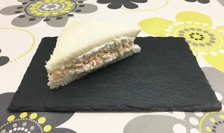 Sándwich de surimi y cabrales