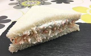 Sándwich de surimi y cabrales