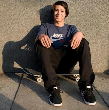 skater sean malto