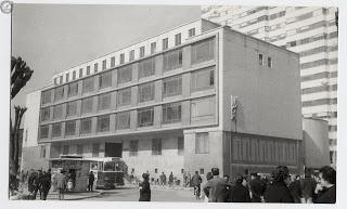 #JuevesDeArquitectura Ambulatorio de Gijón 1960-62. Fernando García Mercadal