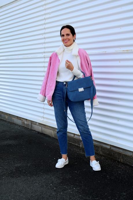 pink-jacket-casual-look