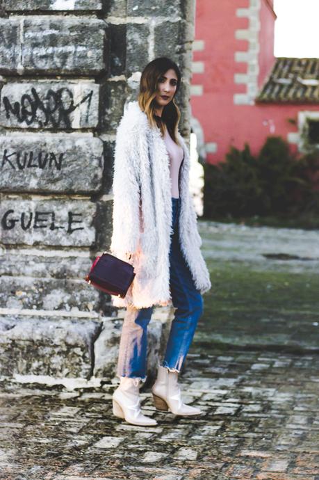 AU REVOIR CINDERELLA