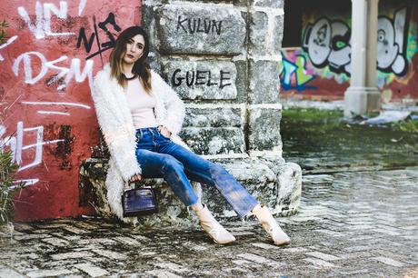 AU REVOIR CINDERELLA