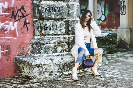 AU REVOIR CINDERELLA