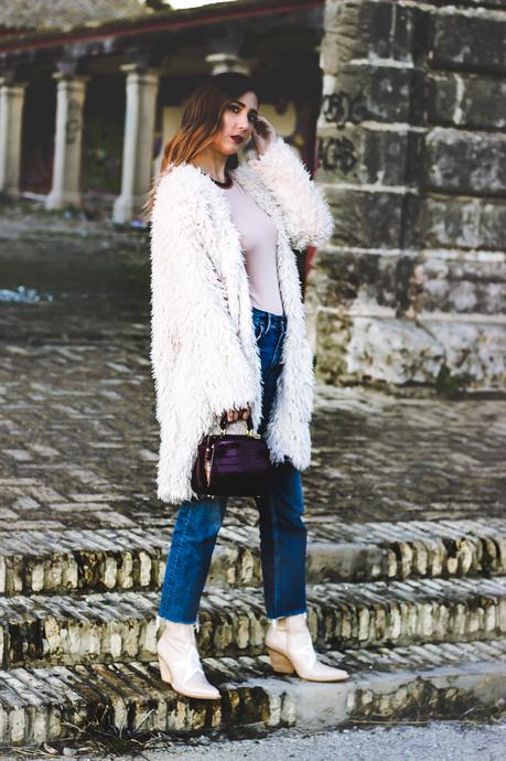 AU REVOIR CINDERELLA