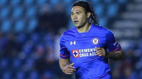 Caixinha trabaja con Gullit Peña para que recupere el nivel pronto Caixinha trabaja con Gullit Peña para que recupere el nivel pronto