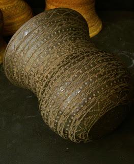 La decoración de un vaso campaniforme del arenero de Miguel Ruiz, de Madrid.   Réplicas de vasos campaniformes, entrada séptima.