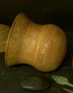 La decoración de un vaso campaniforme del arenero de Miguel Ruiz, de Madrid.   Réplicas de vasos campaniformes, entrada séptima.