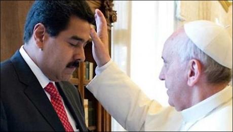 Para recordar: Francisco bendijo a Nicolás Maduro