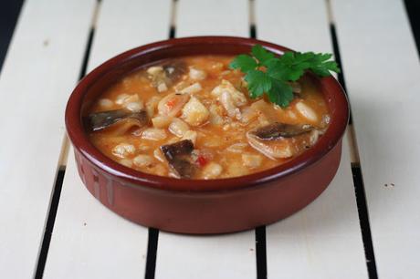 Judías Blancas con Shitake y Bacalao