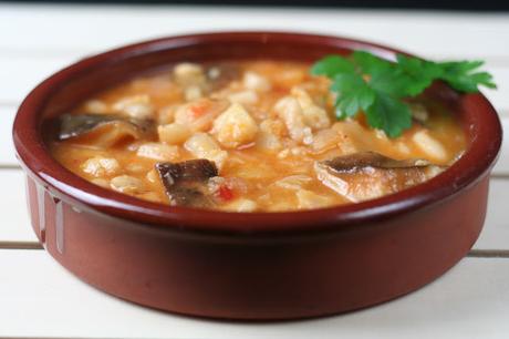 Judías Blancas con Shitake y Bacalao