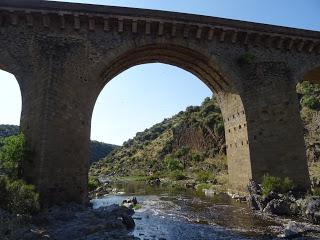 Imagen del mes: Puente Viejo sobre el río Salor, entre los términos de Membrío y Alcántara