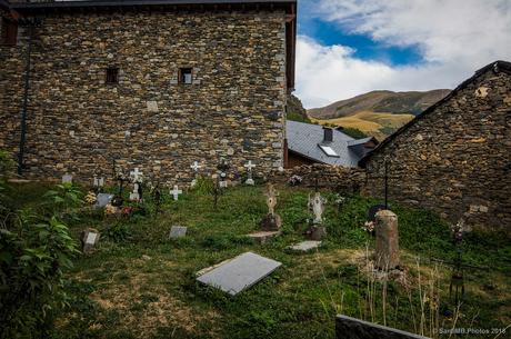 El cementerio de atrás