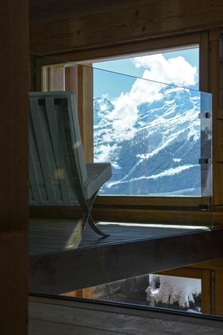 tablones madera revestimiento lavabo piedra estilo nórdico estilo escandinavo estilo alpino chalet suizo casa montaña Casa de madera 
