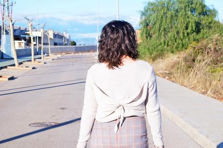 Falda de cuadros asimétrica