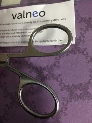 Compras VALNEO: Tijeras de manicura y Esponja de Maquillaje. tijeras de manicura,