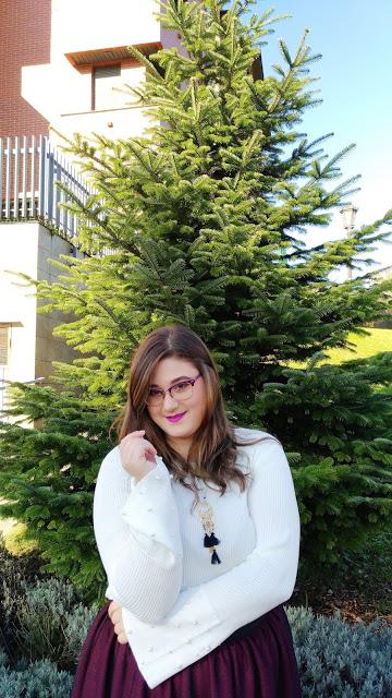 Falda de Tul + punto y perlas ~ Plus size woman Falda de Tul + punto y perlas ~ Plus size woman