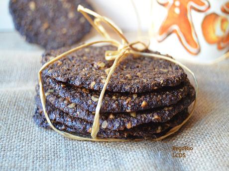 Galletas de algarroba, avellanas y avena