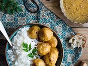 Albóndigas pollo manzana curry