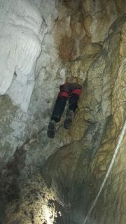 Nuevas cavidades exploradas en Villacarrillo Nuevas cavidades exploradas en Villacarrillo