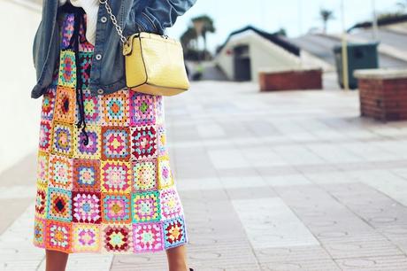 Falda de ganchillo multicolor Falda de ganchillo multicolor