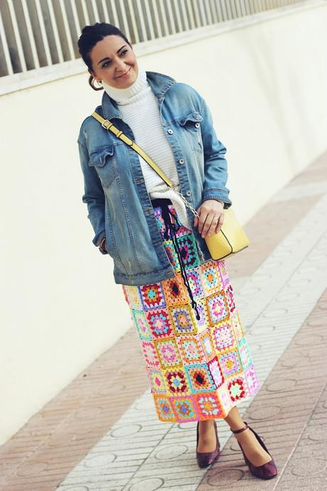 Falda de ganchillo multicolor Falda de ganchillo multicolor