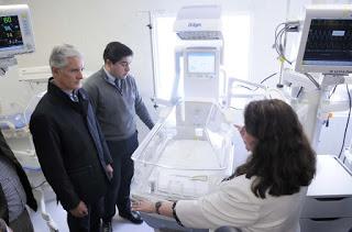ENTREGA ALFREDO DEL MAZO INCUBADORAS CON TECNOLOGÍA DE PUNTA PARA MEJORAR CUIDADOS DE RECIÉN NACIDOS