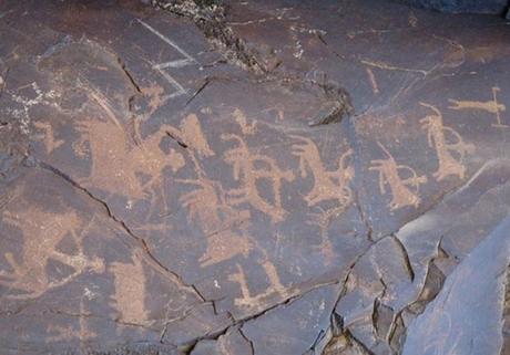 Descubren en Irán grabados en una piedra de 5.000 años de antigüedad