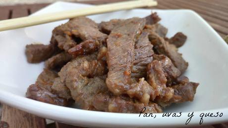 Ternera al aroma de naranja con arroz