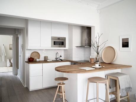 piso sueco muebles ikea interiores pequeños estilo escandinavo decoración nórdica decoración marrón decoración blanco 