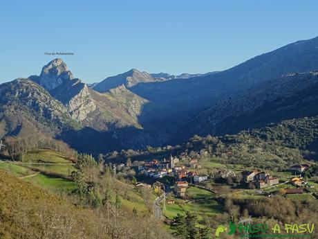 Vista de Alles y la Pica de Peñamellera