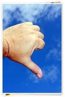 452.- “El pesimismo nunca ganó ninguna batalla.”