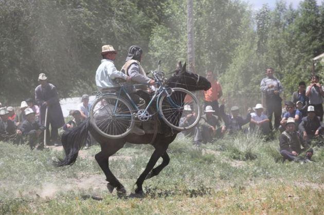 Svet-Ake (The Light Thief), Kirguistán 2010