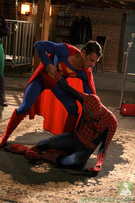 Y ahora: Spider-Man vs. Superman versión porno