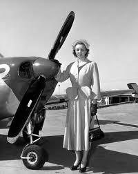 La Secretaria: Olive Ann Beech