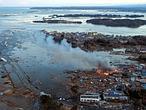 El tsunami en directo: Podría haber más de mil muertos por el tsunami en Japón