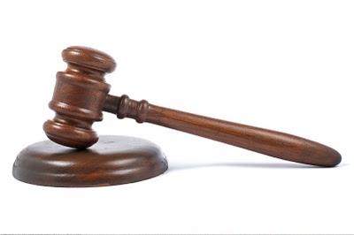 EL JUEZ NO CONSIDERA ADMISIBLES LOS SMS INCRIMINATORIOS