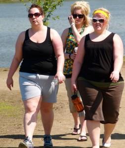 sobrepeso 1 de cada 2 españoles relaciona sobrepeso con cáncer